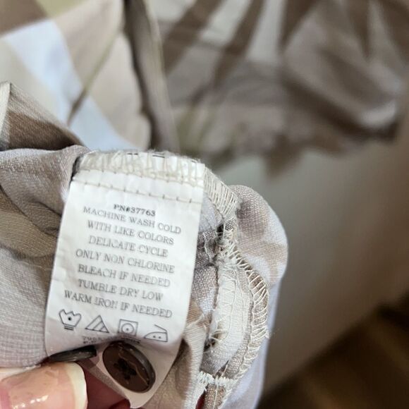 CENTRO Neutral Color Hawaiian Button Down Floral Shirt-L - Picture 8 of 8